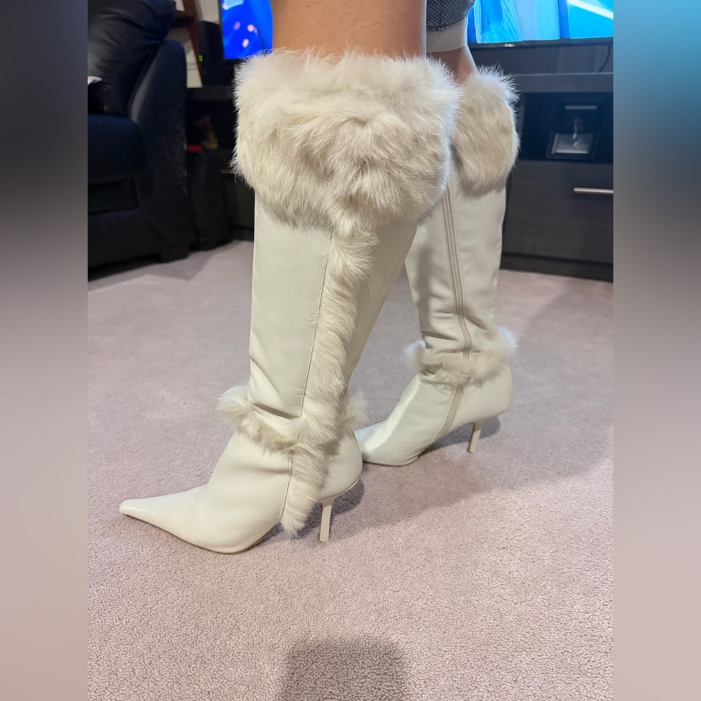 Vintage Winter White leather & fur - Picture 7 of 14